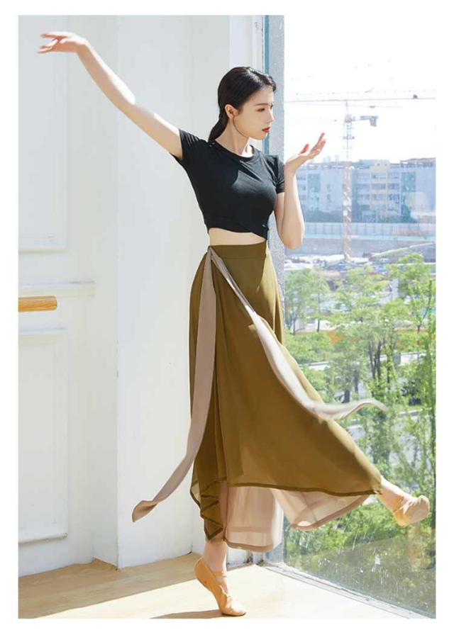 ルイヴィトン ガウチョパンツ リボン （フレアパンツ ワイドパンツ  