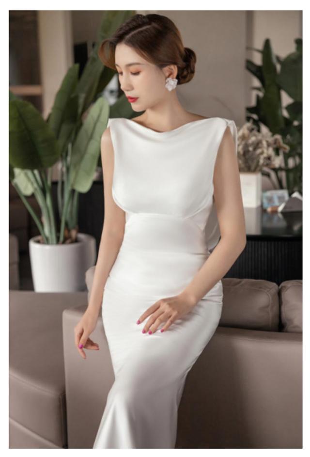 ウェディングドレス マーメイドライン トレーン付きドレス