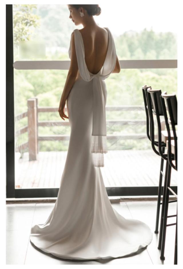 ウェディングドレス マーメイドライン トレーン付きドレス