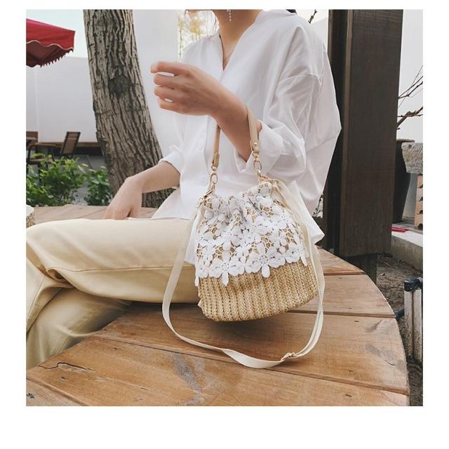 ショルダーバッグレディース ins 花柄 刺繍 クラシック 夏 人気