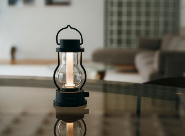 323☆ BALMUDA バルミューダ LED ランタン L02A-BK バルミューダ LEDライト ランタン BALMUDA The Lantern L02A-BKの通販