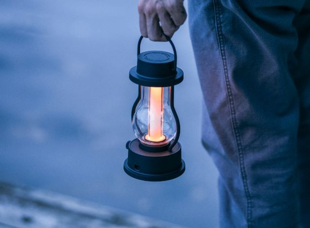 バルミューダ LEDライト ランタン BALMUDA The Lantern L02A-BKの通販