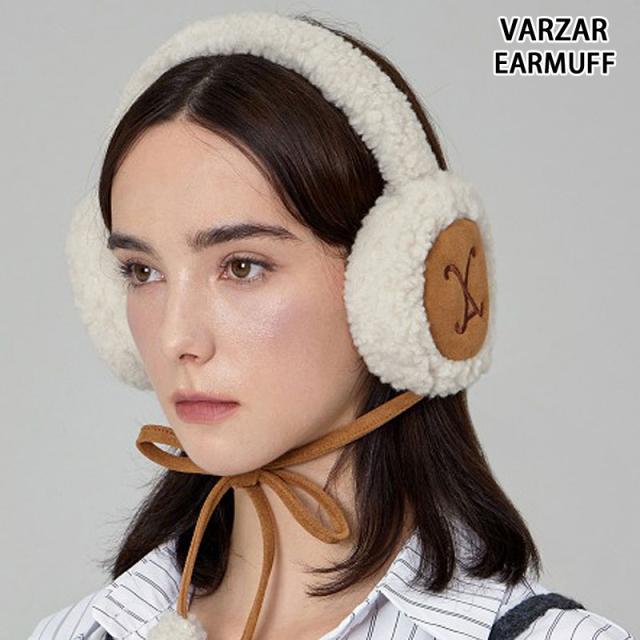 VARZAR バザール カーブロゴシェルパファーイヤーマフ VA Curved Logo Sherpa Fur Earmuff 韓国 耳あて 防寒 レディース 人気 プレゼント ギフト