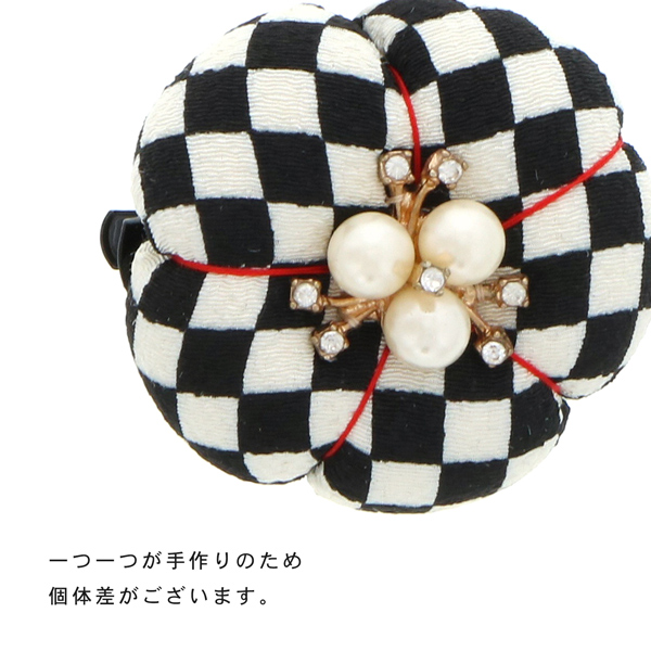 【訳アリ】【アウトレット品】 クリップ髪飾り 「ちりめん梅　クリップ　全5色」 ヘアアクセサリー 大人用・子供用 レディース 着物 和装 浴衣 カジュアル着物 七五三 女の子 ワンポイント 髪飾り単品【メール便不可】