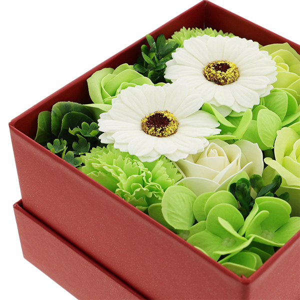 【送料無料】お花の形の入浴剤 バスフレグランス 「フレグランス ボックスアレンジ 全4種」 カーネーション バラ リボンつきボックス入り フラワーアレンジメント 母の日 プレゼン