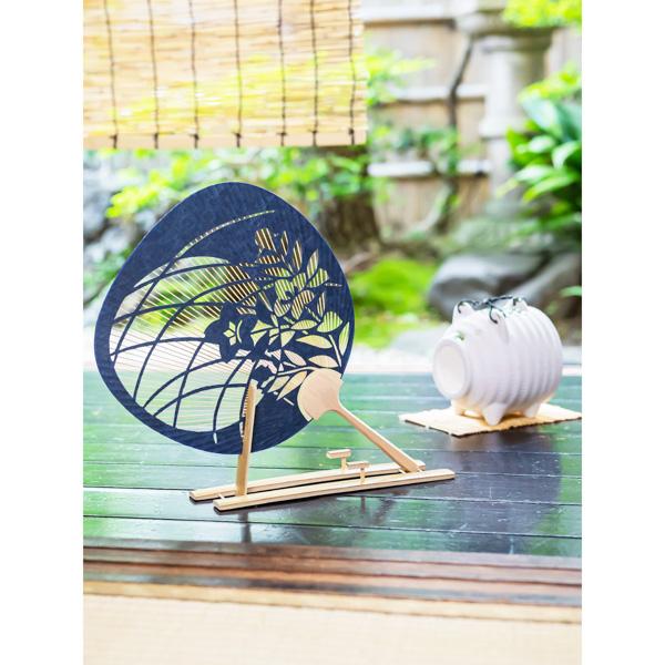 京団扇 「大型両面透かし万葉」 京うちわ 団扇 日本製 誕生日 母の日 父の日 敬老の日 贈り物 プレゼント ギフト 【メール便不可】