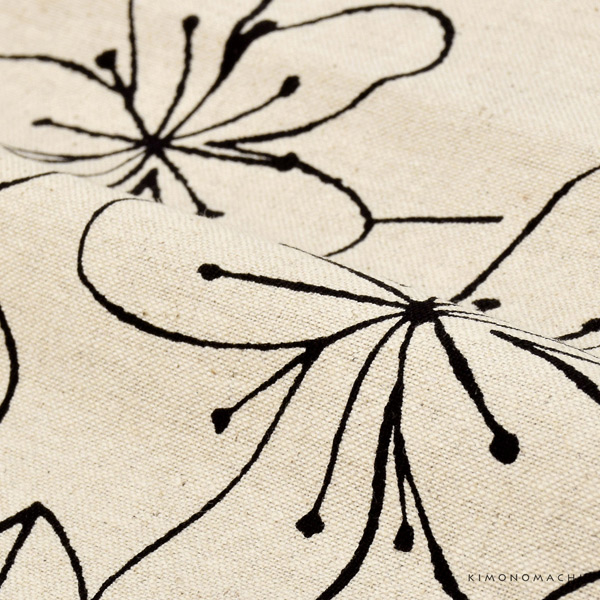 エプロン「ベージュ花」日本製 オシャレ かわいい KIMONOMACHI オリジナル カフェエプロン 母の日 敬老の日 誕生日 プレゼント、ギフト、贈り物に最適 【送料無料】【メール便対応可】
