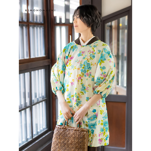 ロング丈 割烹着 「ブルーフラワー」 日本製 オシャレ かわいい 綿割烹着 ロング割烹着 着物割烹着 エプロン 母の日 敬老の日 誕生日 プレゼント最適品 【送料無料】【メール便不可】