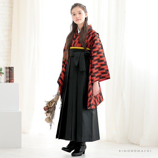 袴セット ジュニア 小学生 女の子「矢羽 赤×黒+黒」 卒業式 子供用 133〜159cm (着物+袴+二尺袖用襦袢+袴下帯) 3S・SS/2S・S・Mサイズ 女の子袴セット 大人の小さいサイズ 矢羽根 矢絣【メール便不可】
