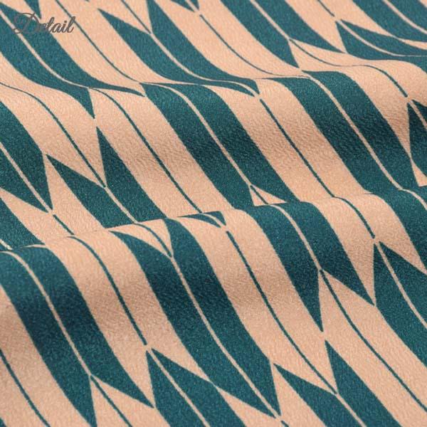 袴セット ジュニア 小学生 女の子「矢羽 緑×ベージュ+紫」 卒業式 子供用 133〜159cm (着物+袴+二尺袖用襦袢+袴下帯) 3S・SS/2S・S・Mサイズ 女の子袴セット 大人の小さいサイズ 矢羽根 矢絣【メール便不可】