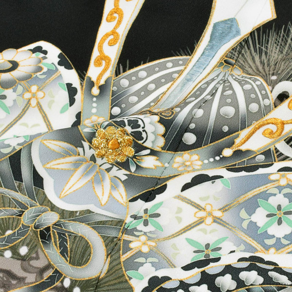 七五三 着物 男の子 5歳 羽織袴セット「黒色　兜に松」フルセット 5歳向け 5才 五歳 男児用 着物セット 子供着物 五才のお祝い着【メール便不可】