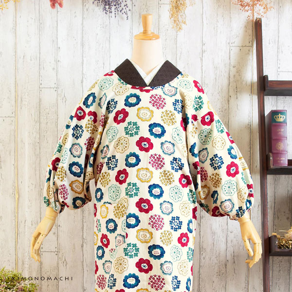 ロング丈 割烹着「生成り色　編み物風のお花」日本製 オシャレ かわいい 綿割烹着 ロング割烹着 着物割烹着 エプロン プレゼント最適品 【送料無料】【メール便不可】