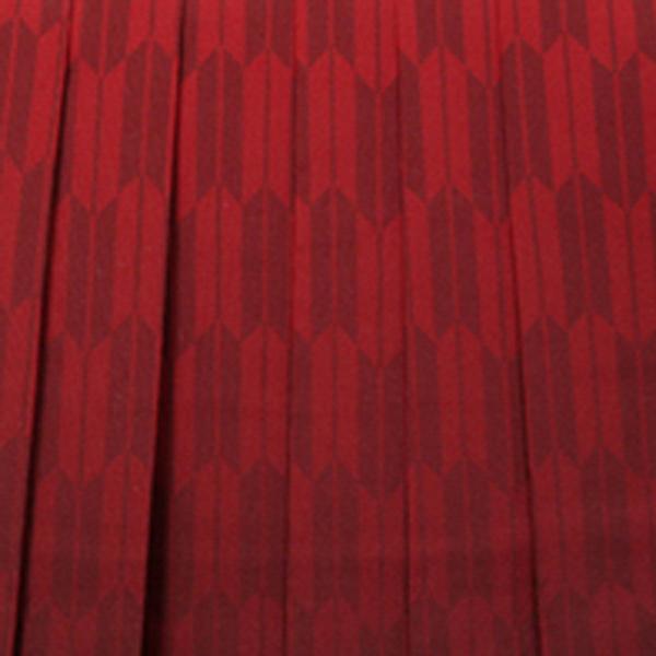 【中古品】卒業式袴セット 「二尺袖：白×緑　縦縞　椿+袴：エンジ×矢絣」 貸衣装処分 レンタル処分品 二尺袖 袴 卒業式、謝恩会に 【メール便不可】