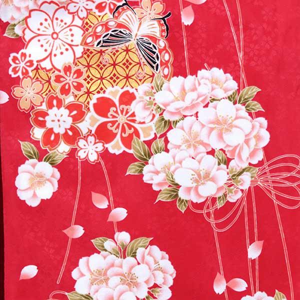 【中古品】ジュニア用 振袖単品「赤　花くす玉に蝶」仕立て上がり 小振袖 着物 子ども 子供 キッズ ジュニア 女の子 卒業式 小学校 小学生 中学校 中学生 十三参り 十三詣り 1/2成人式 ハーフ成人式 貸衣装処分 レンタル処分品 【メール便不可】