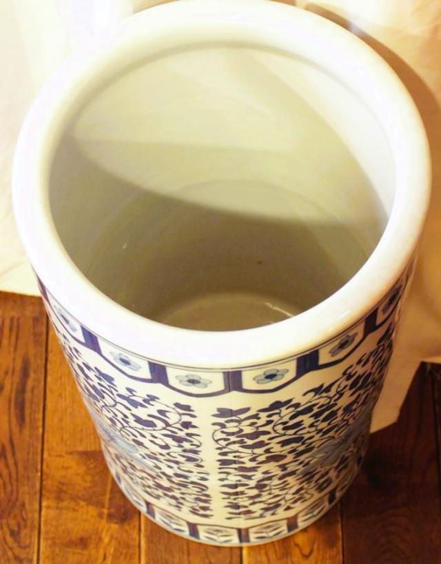 中国　華東堂製　陶器傘立て 景徳鎮 陶器製 傘立て 円筒型 径47cm×高さ26cm 受注発注商品の
