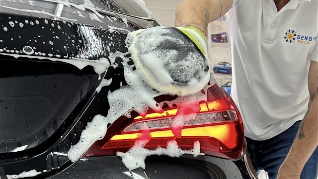 ムートングローブ 洗車用品