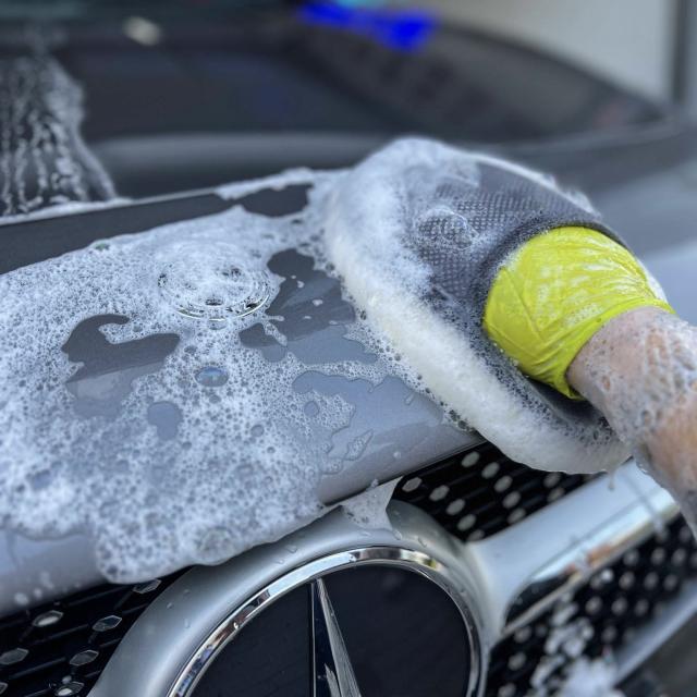 ムートングローブ 洗車用品
