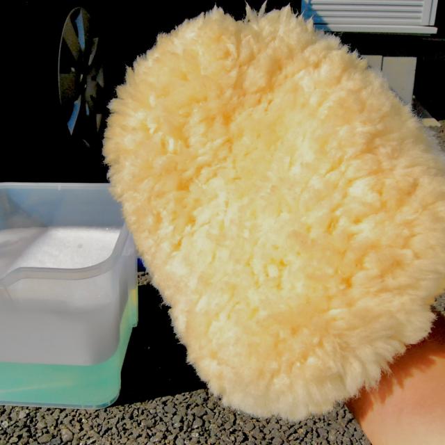 ムートングローブ 洗車用品