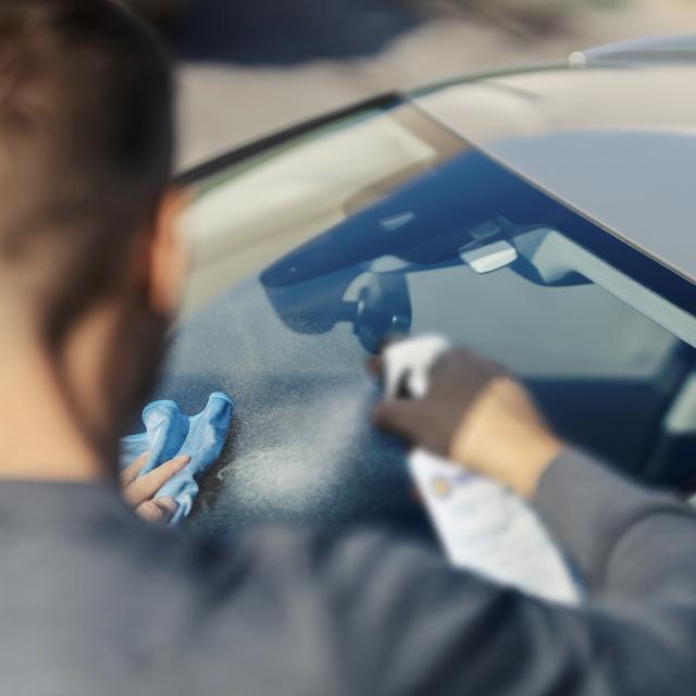 ガラスクリーナー 油膜クリーナー 油膜除去 グラスクリン 洗車の王国 SENSHA