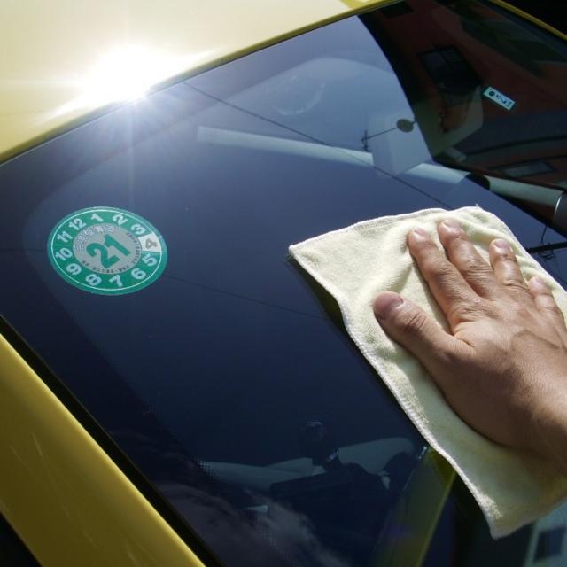 ウィンドウ フロントガラス 撥水コーティング剤 油膜除去剤 油膜クリーナー ガラスクリーナー