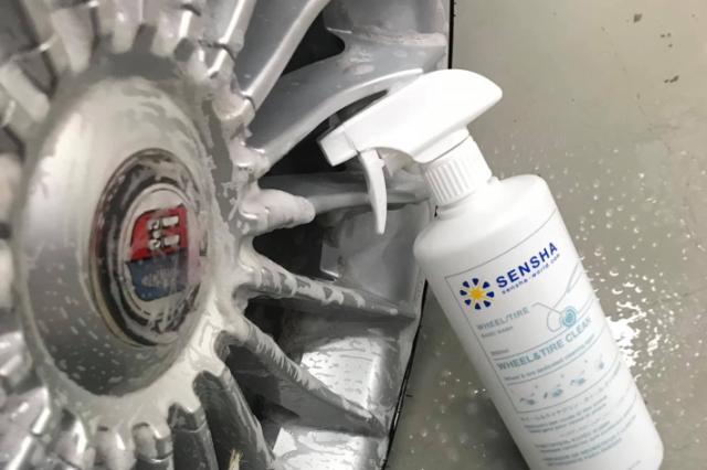 ホイールクリーナー タイヤクリーナー