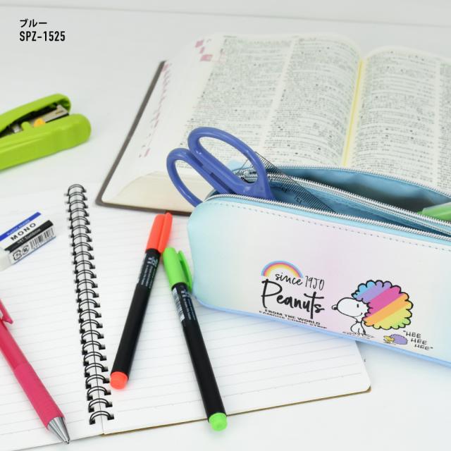 スヌーピーパスケース