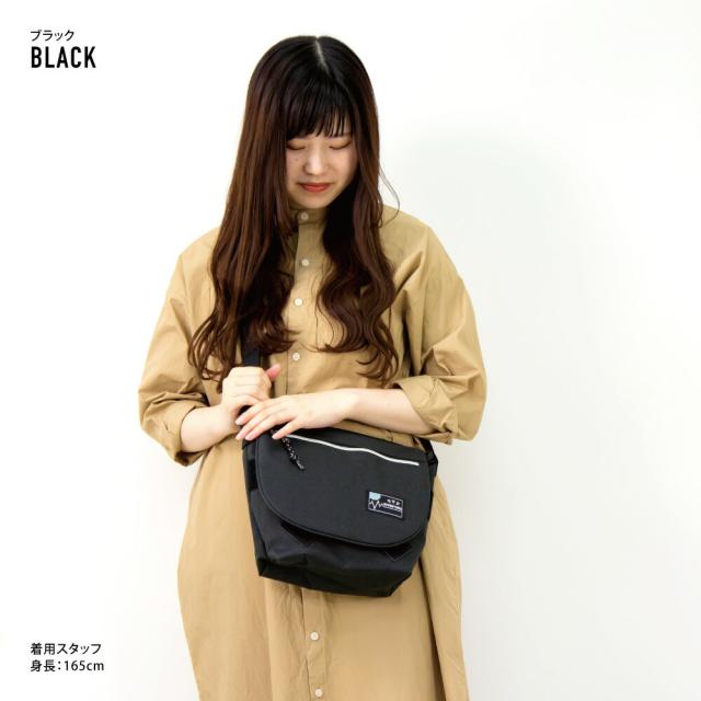 ショルダーバッグ