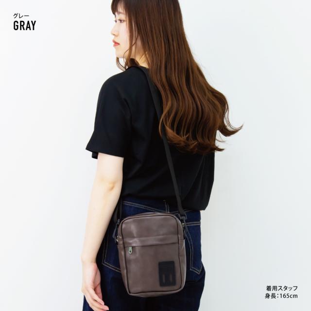 ショルダーバッグ