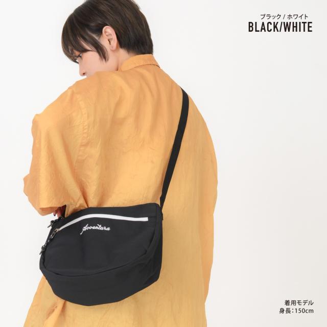 ショルダーバッグ