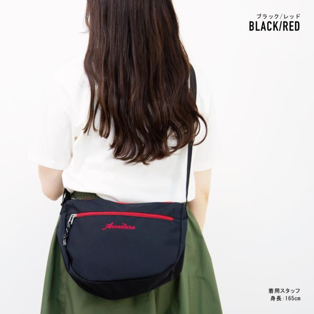 ショルダーバッグ