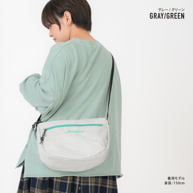 ショルダーバッグ