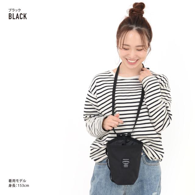 ショルダーバッグ