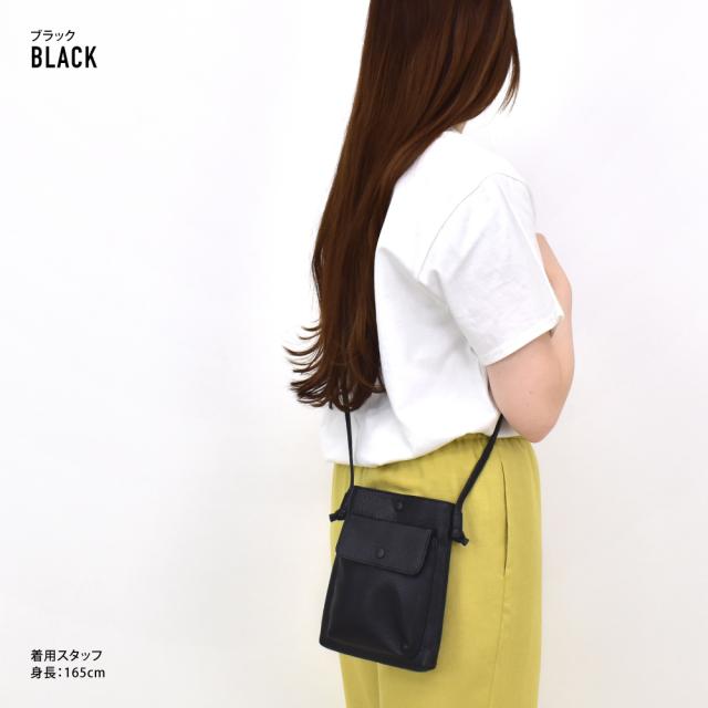 ショルダーバッグ