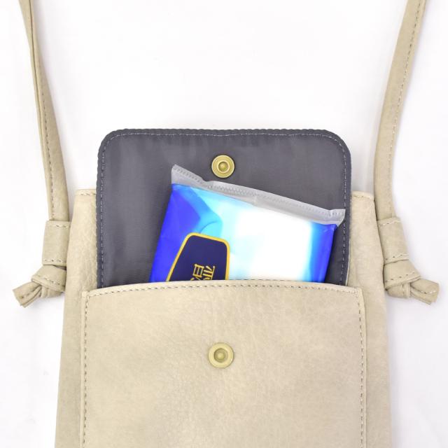 ショルダーバッグ