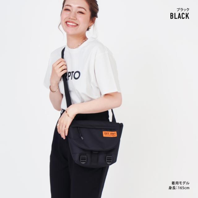 ショルダーバッグ