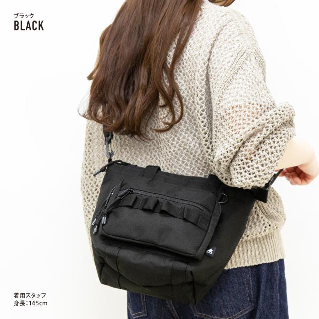 ショルダーバッグ