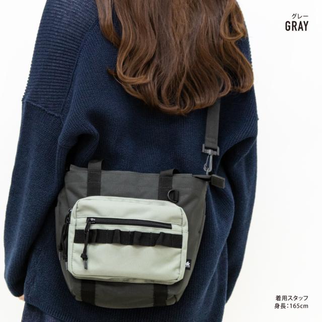 ショルダーバッグ