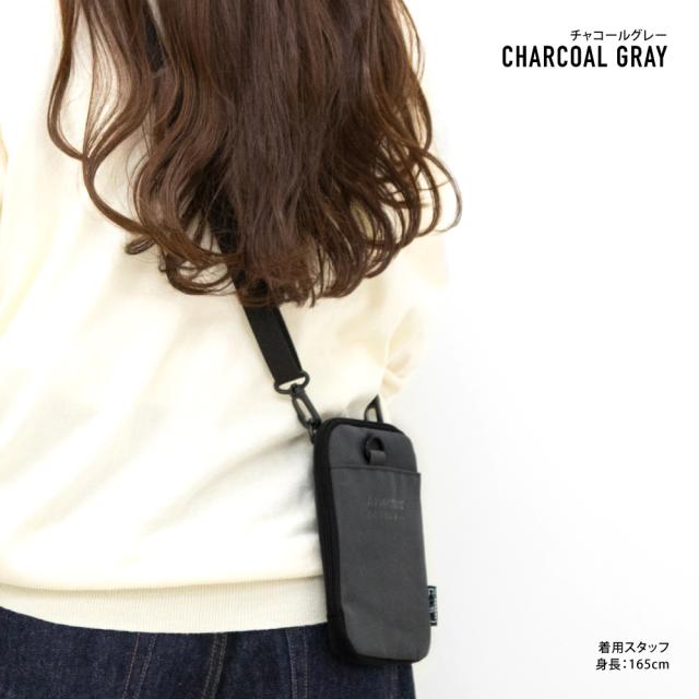 ショルダーバッグ