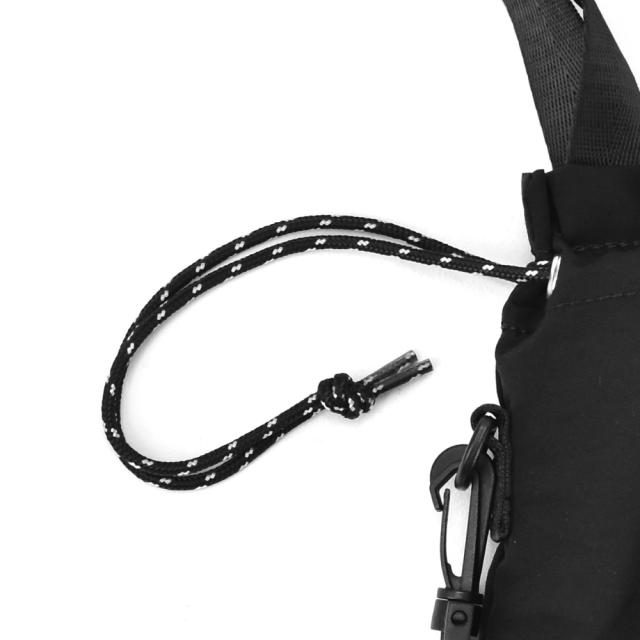 ショルダーバッグ