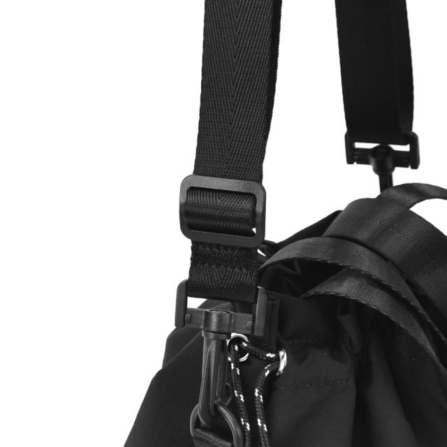 ショルダーバッグ