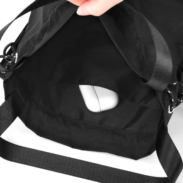 ショルダーバッグ