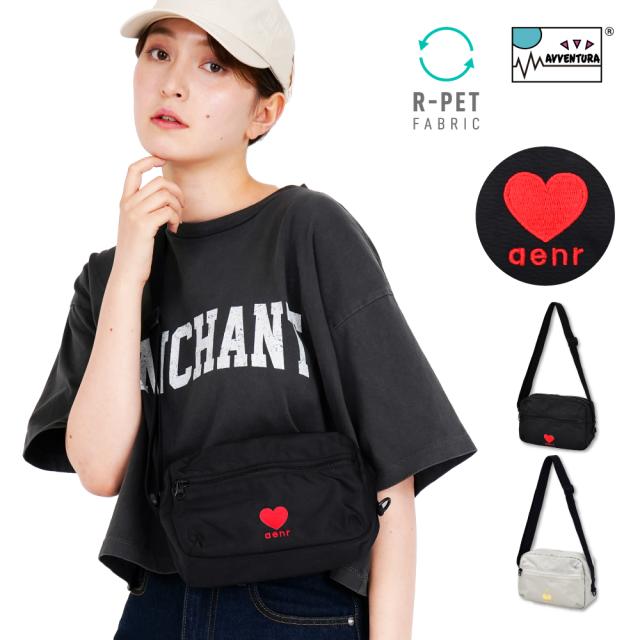 ショルダーバッグ