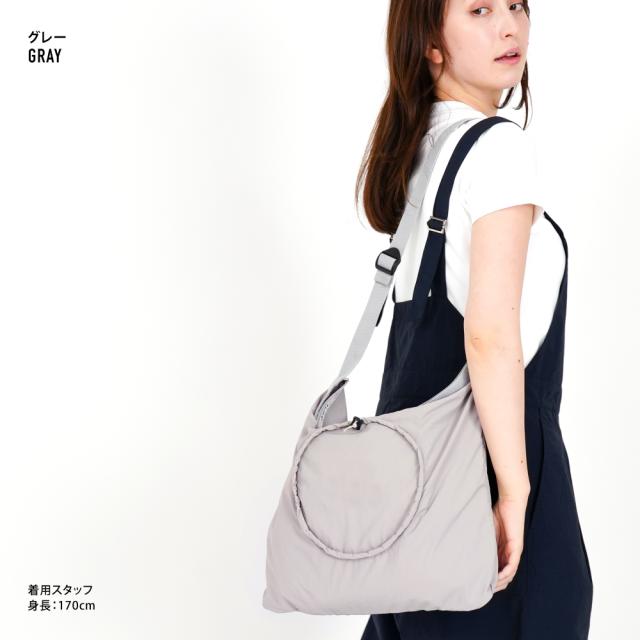 ショルダーバッグ