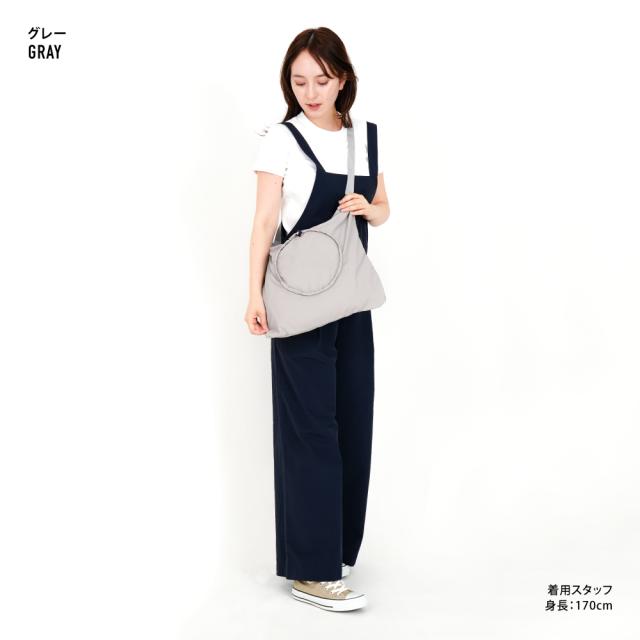 ショルダーバッグ