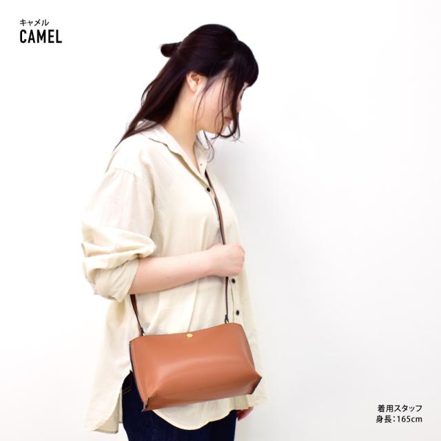 ショルダーバッグ