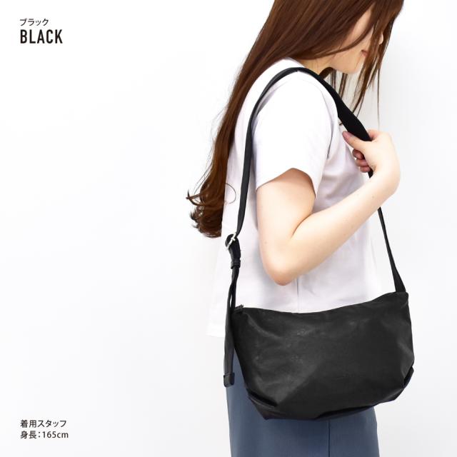 ショルダーバッグ