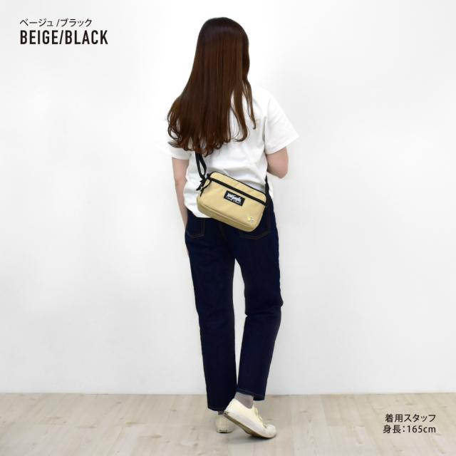 ショルダーバッグ