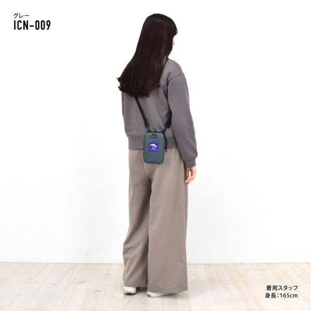 ショルダーバッグ