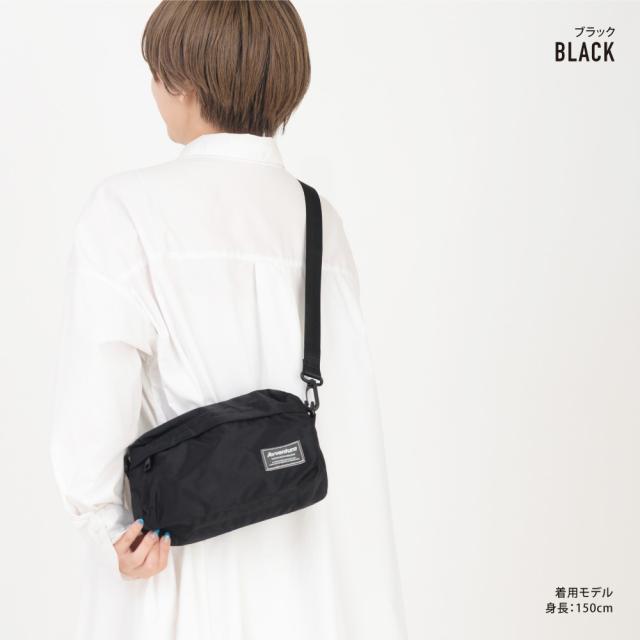 ショルダーバッグ