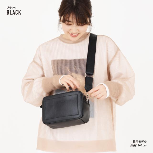 ショルダーバッグ